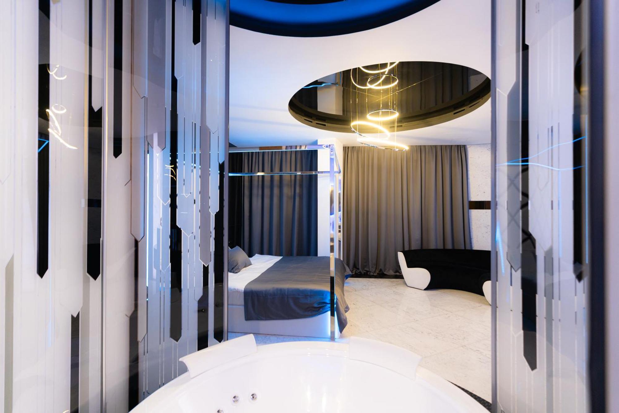 Tsarsky Hotel เคียฟ ภายนอก รูปภาพ